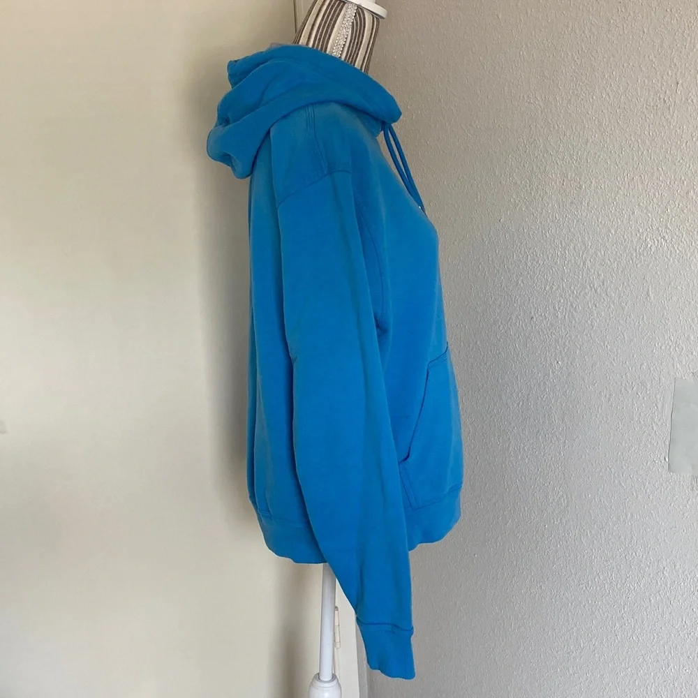 Champion Men's Vibrant Blue Hoodie